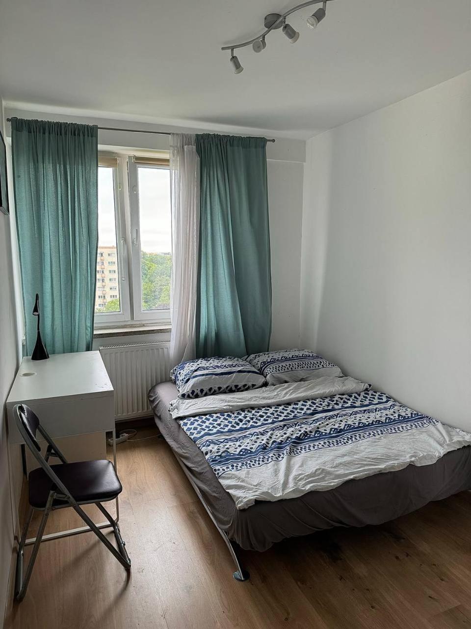 Sm Pokoj Przy Rondzie Daszynskiego Warschau Exterior foto